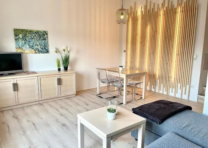 Auf Halbinsel In Direkter Ufernaehe * Scheid (Waldeck-Frankenberg)